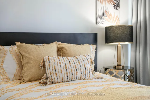 Additional image 22 of 11 Wellesley St Unit 909