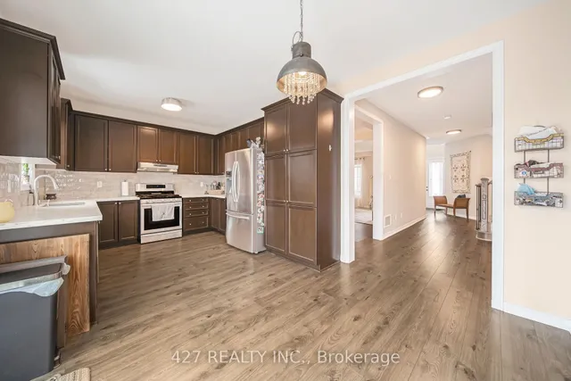 Additional image 17 of 38 Intrigue Tr