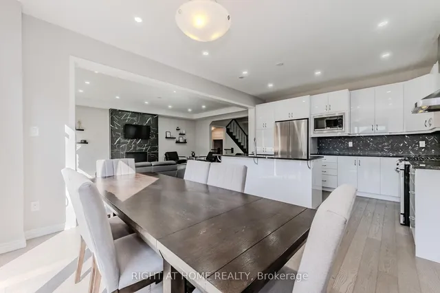 Additional image 7 of 154 HiStand Tr