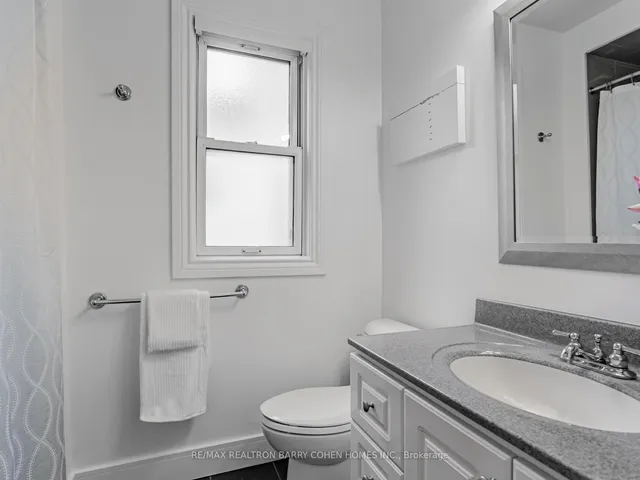 Additional image 13 of 506 Pape Ave