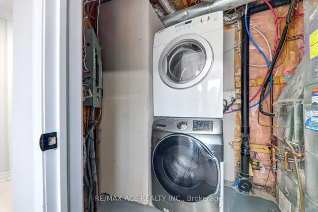 Additional image 9 of 27 Mountain Lion Tr