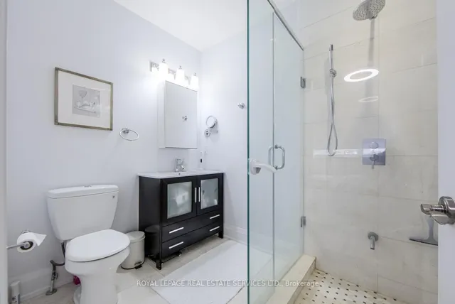 Additional image 27 of 21A Roycrest Ave