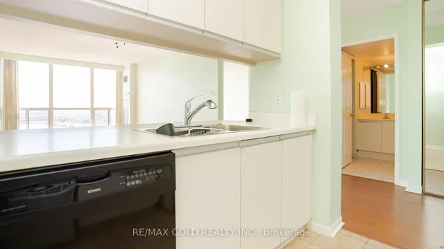 Additional image 15 of 12 Laurelcrest St Unit 1209