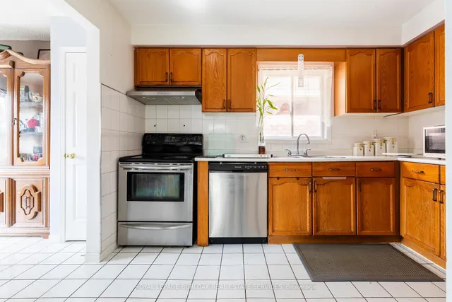 Additional image 8 of 707 Acadia Dr