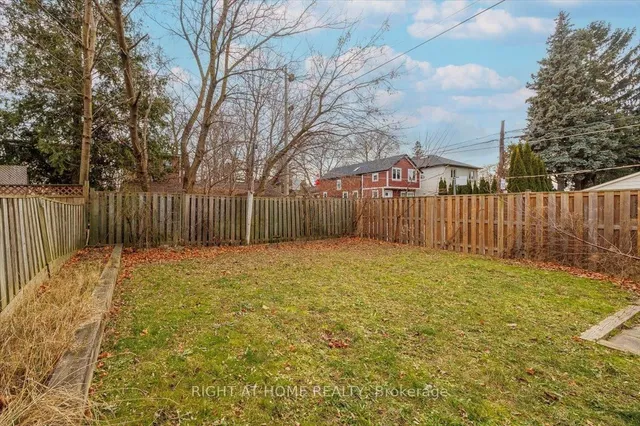 Additional image 21 of 887 Cosburn Ave