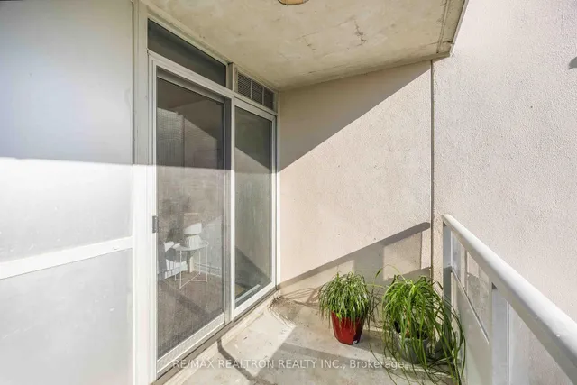 Additional image 37 of 3 Rean Dr Unit 1101