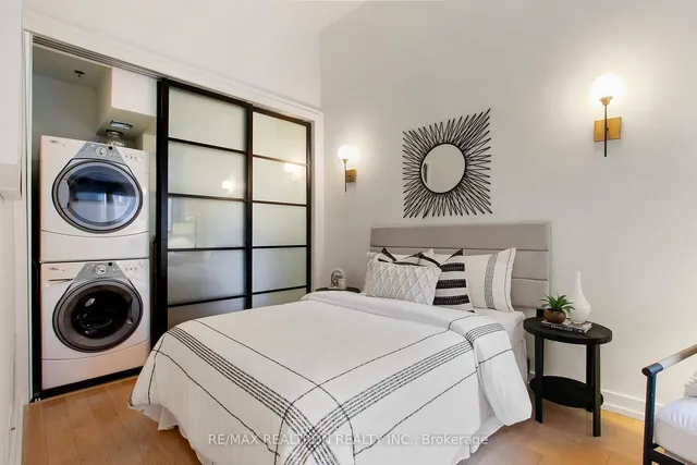 Additional image 29 of 233 Carlaw Ave Unit 205