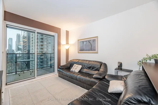 Additional image 23 of 28 Ted Rogers Way Unit 1506