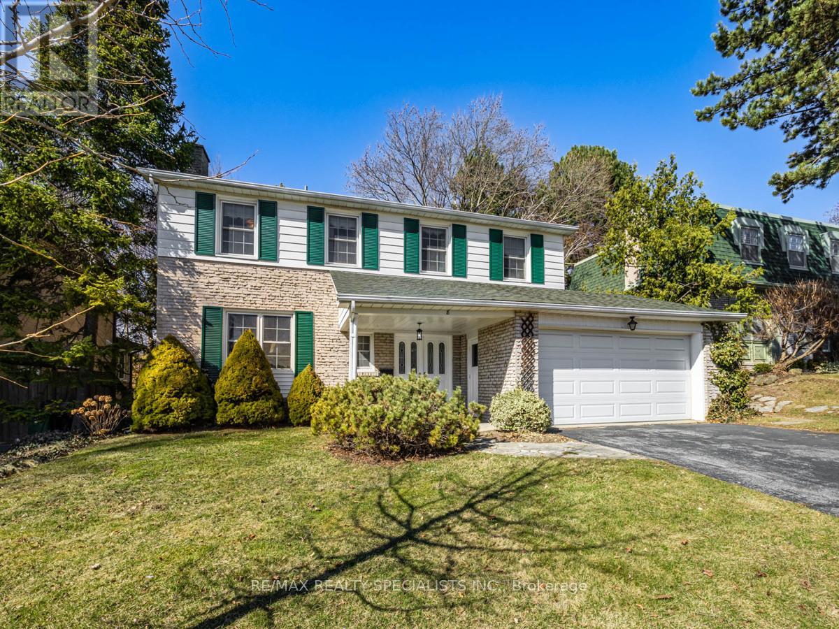 8 BEVERIDGE DRIVE|Toronto (Parkwoods-Donalda), Ontario M3A1N9