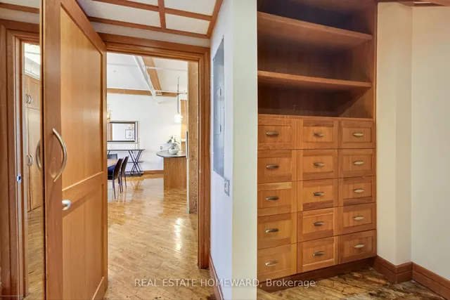 Additional image 34 of 90 Sherbourne St Unit 405