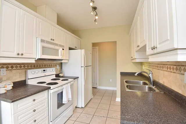 Additional image 18 of 1998 Ironstone Dr Unit 505