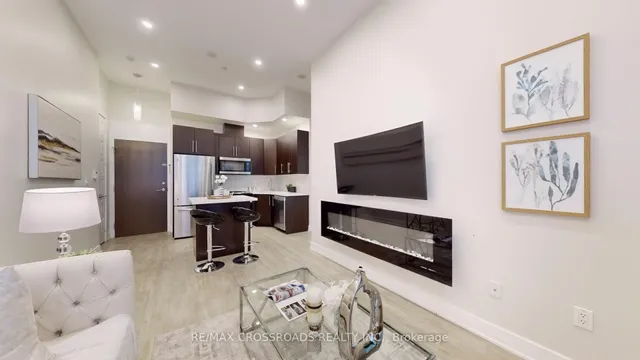 Additional image 15 of 28 Linden St Unit 201