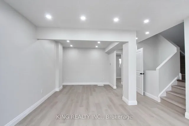 Additional image 10 of 62 Ashton Cres Unit 62