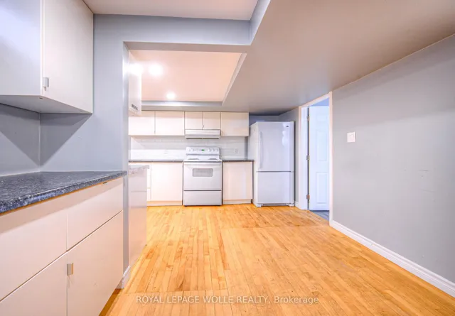 Additional image 39 of 22 Hampton Pl