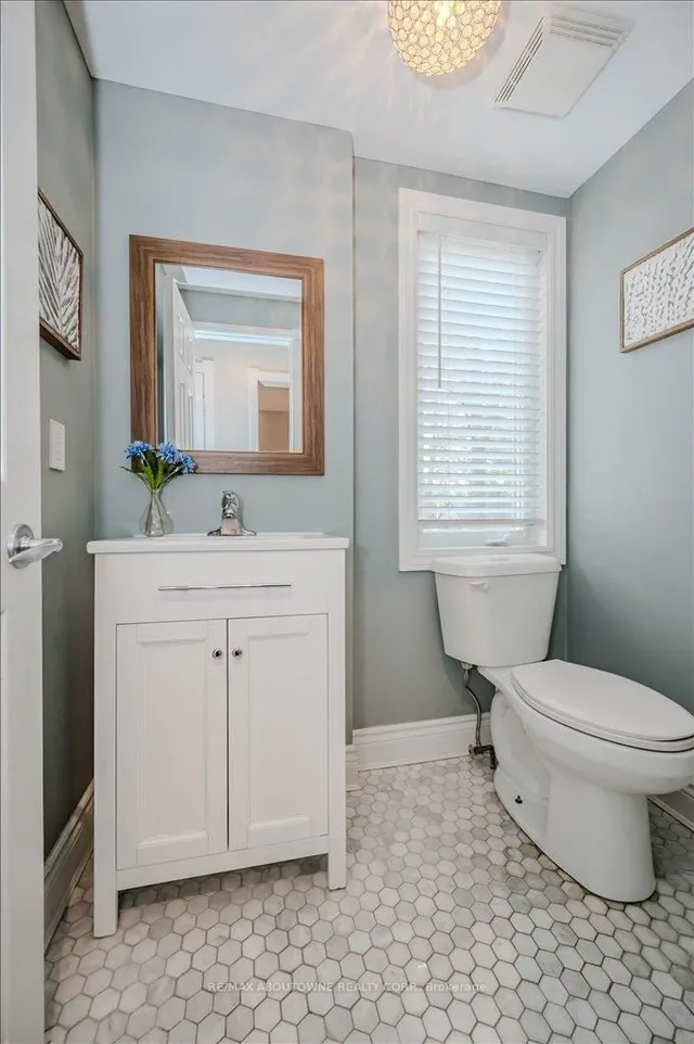 Additional image 15 of 455 Apache Crt Unit 31