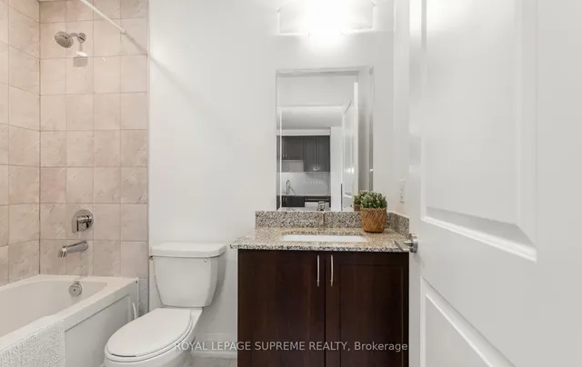 Additional image 24 of 2800 Keele St Unit 903