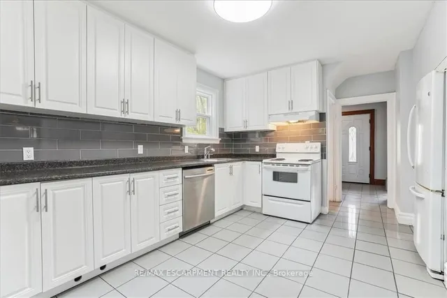 Additional image 9 of 1160 King St