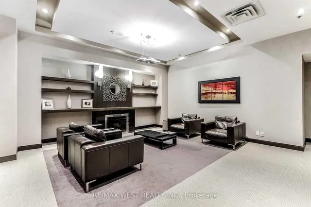 Additional image 39 of 80 Absolute Ave Unit 406