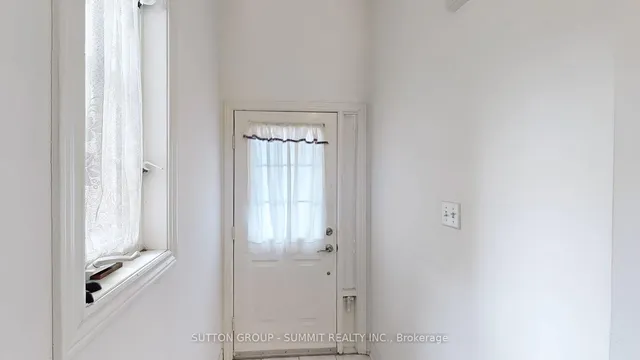 Additional image 12 of 93 MOREAU Tr