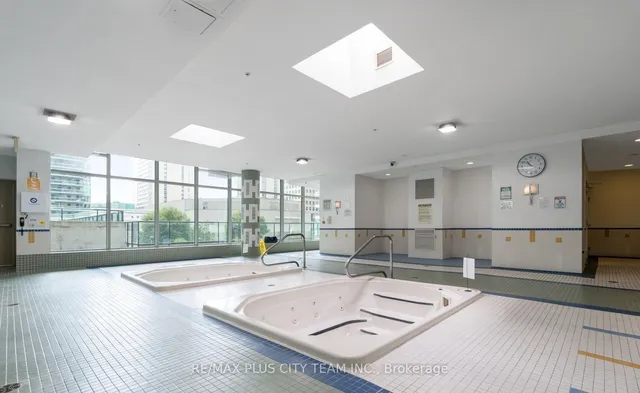 Additional image 4 of 18 Harbour St Unit 1305