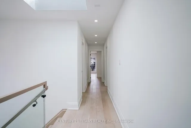 Additional image 31 of 83 Kalmar Ave