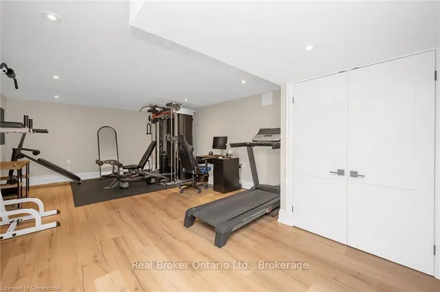 Additional image 35 of 614 Gayne Blvd