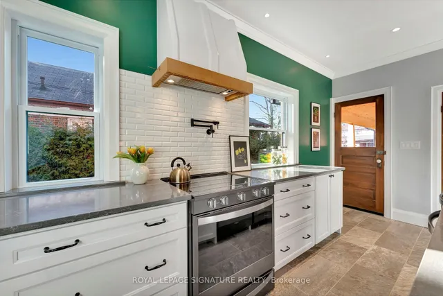 Additional image 13 of 23 Court St