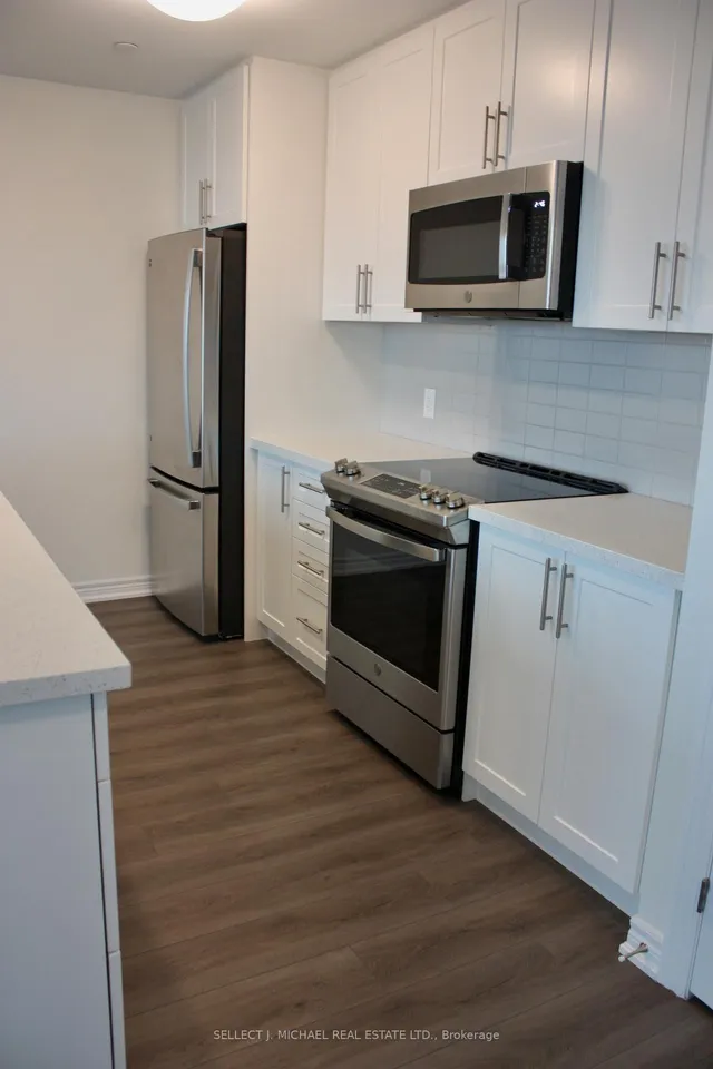 Additional image 8 of 2750 King St Unit 704