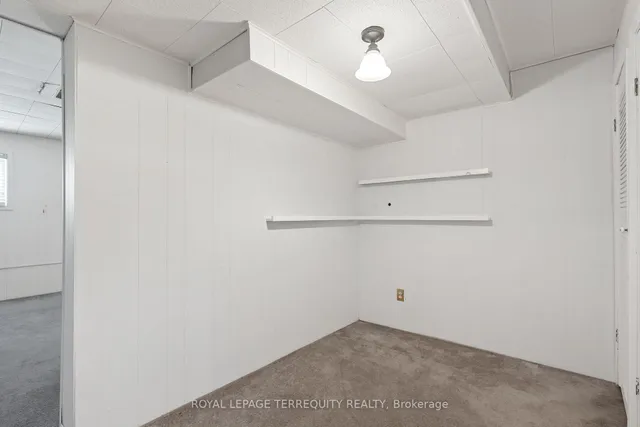 Additional image 28 of 52 Cathedral Bluffs Dr