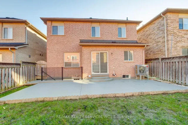 Additional image 50 of 44 Lormel Gate