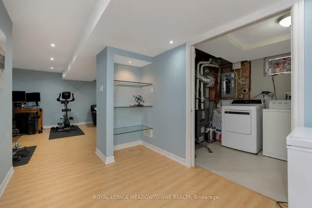 Additional image 34 of 1876 Stevington Cres