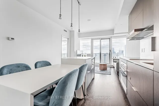 Additional image 9 of 1 Bloor St Unit 5105