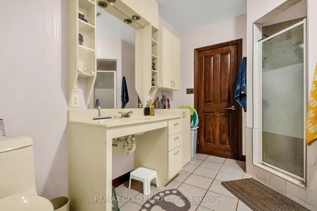 Additional image 44 of 21 Leone Lane