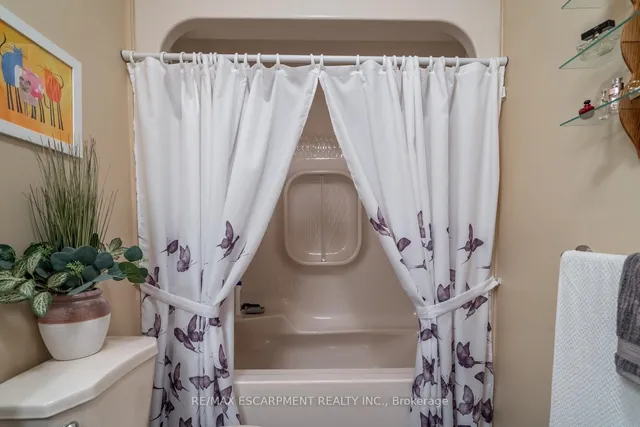 Additional image 31 of 81 Hamilton St