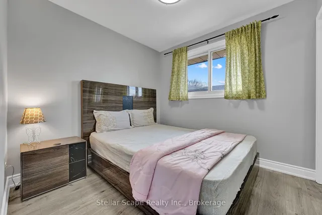 Additional image 18 of 42 Tupper Cres