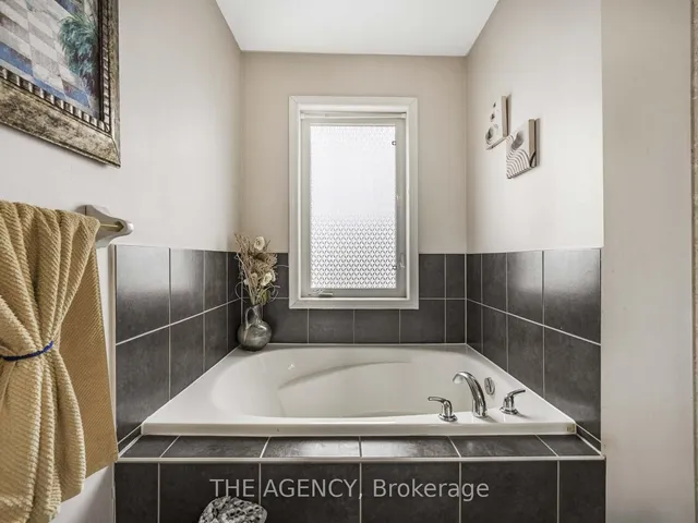 Additional image 30 of 216 Magurn Gate