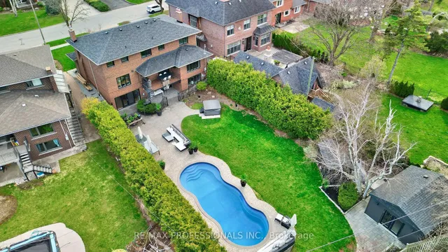 Additional image 36 of 52 Courtsfield Cres