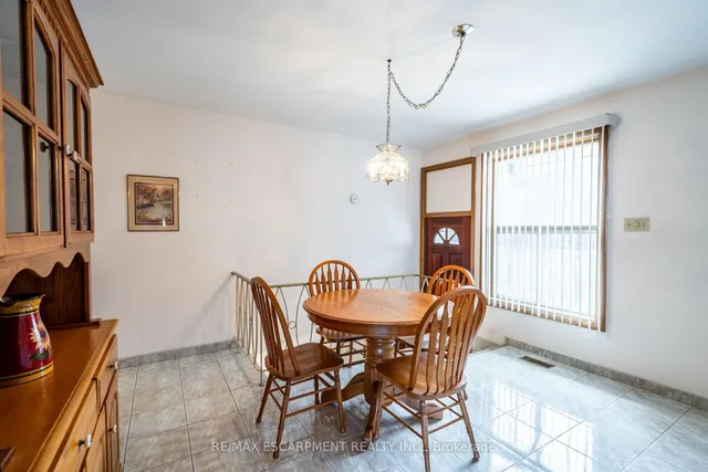 Additional image 10 of 106 Owen Pl