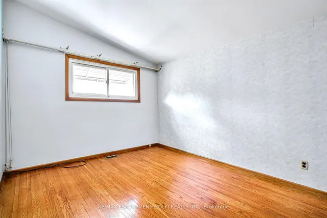 Additional image 21 of 60 Sunrise Dr