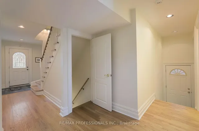 Additional image 24 of 15 Kingsgarden Rd