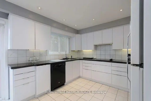 Additional image 7 of 11 Fairchild Ave