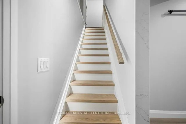 Additional image 33 of 137 Haldimand St