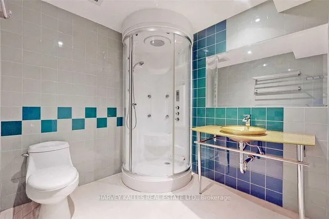 Additional image 34 of 8 Sandfield Rd