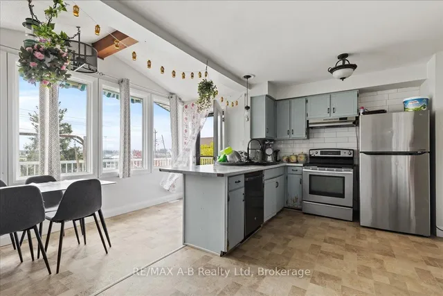 Additional image 14 of 73 Southwood Dr