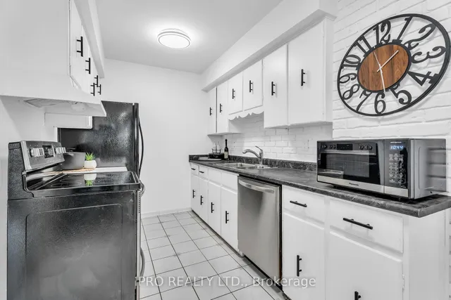 Additional image 13 of 40 Village Crt