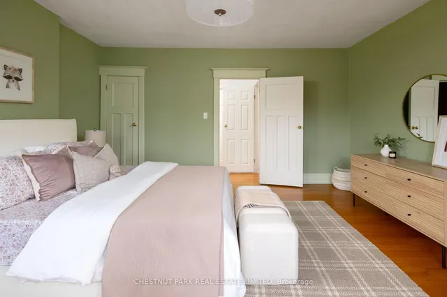 Additional image 31 of 40 Cowan Ave