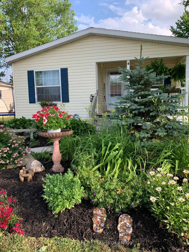 Additional image 7 of 23 MacPherson Cres