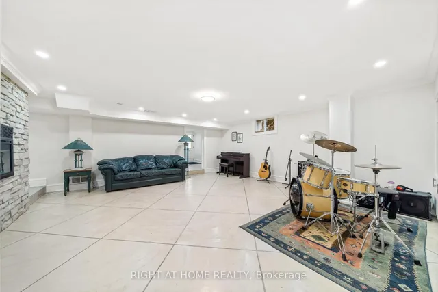 Additional image 41 of 403 Hess St