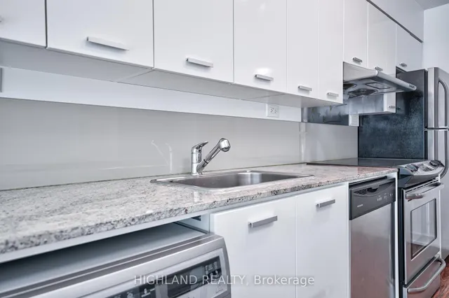 Additional image 16 of 15 Singer Crt Unit 512