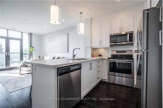 Additional image 8 of 101 Locke St Unit 409